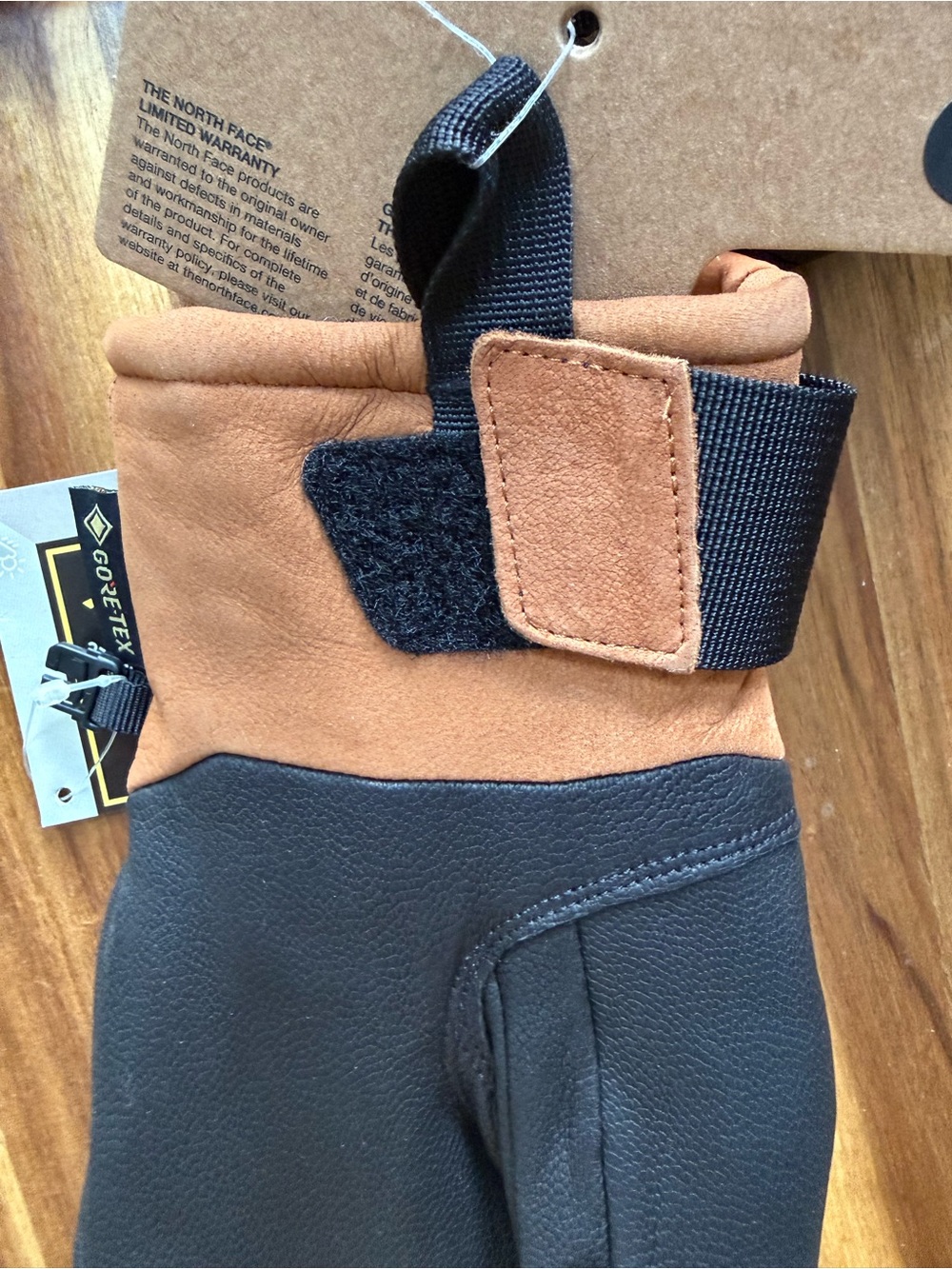 The North Face IL Solo GTX Etip Glove — Black & Brown - Picture 7 of 8